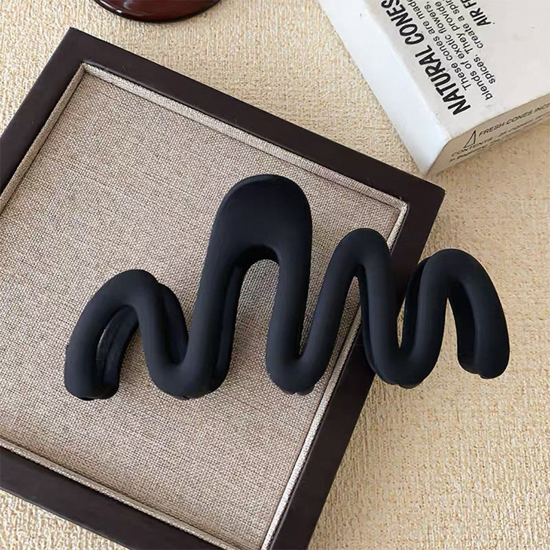 The large shark clip is a high-end hair-grabbing tool