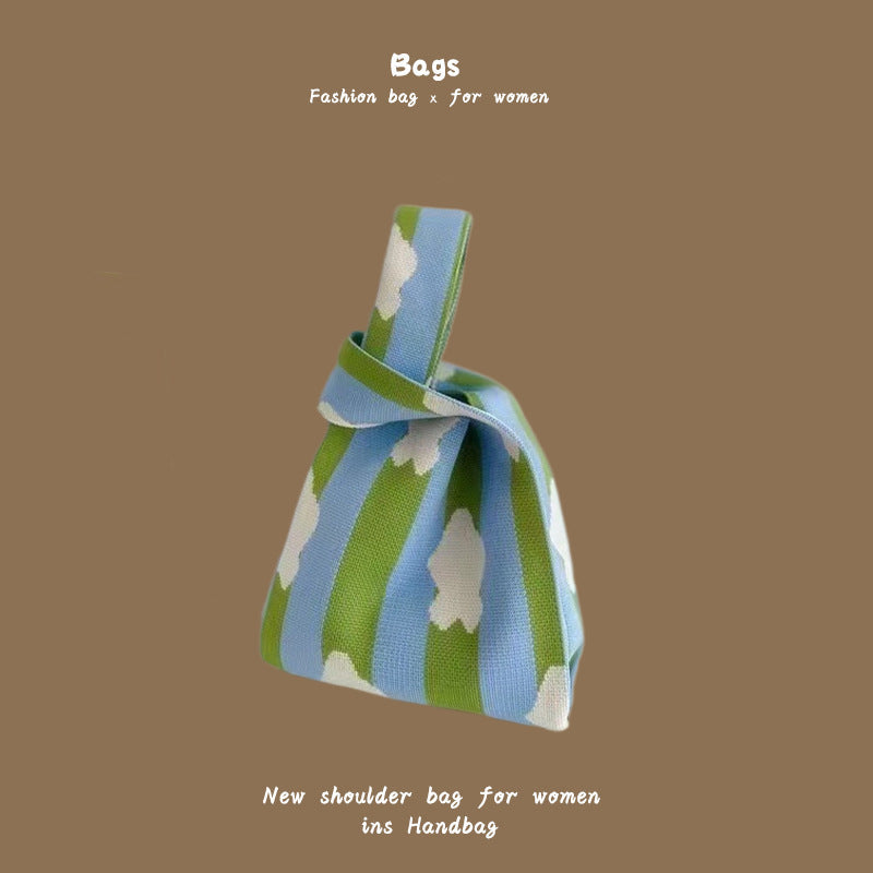 Women's Knitted Wool Bucket Bag