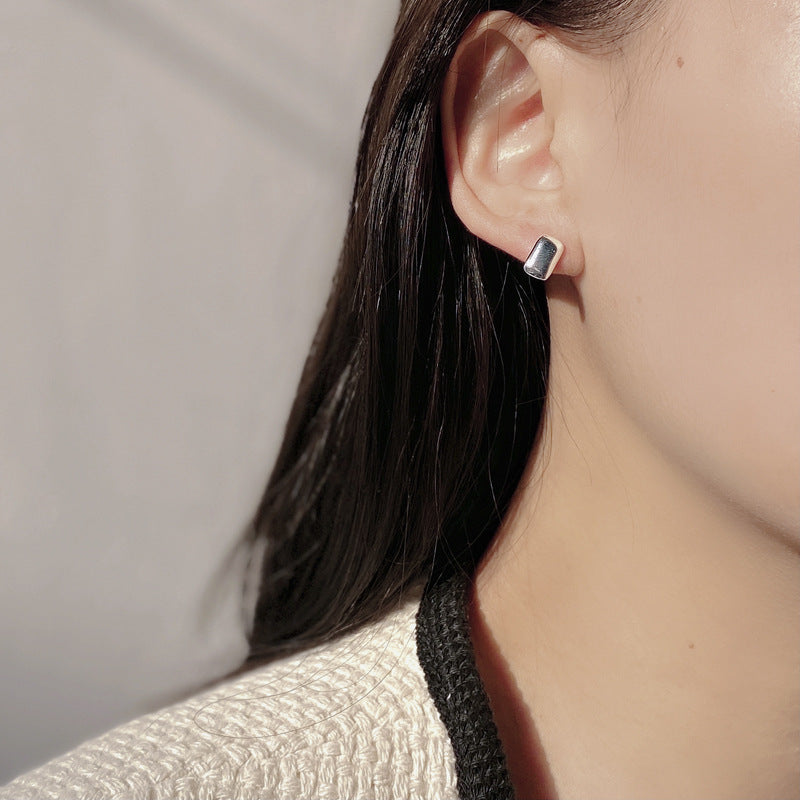 Retro Hong Kong-style earrings for women