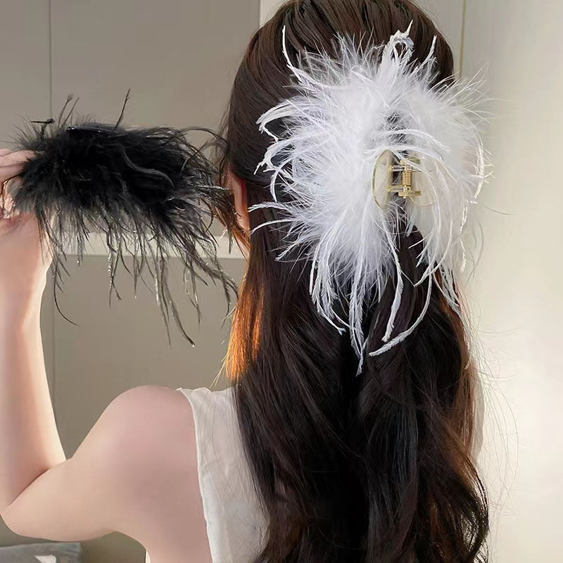 Elegant Ostrich Feather Hair Clip for Women