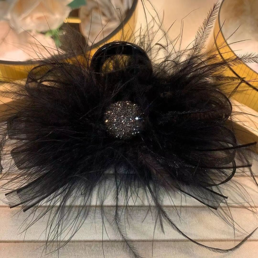Elegant Ostrich Feather Hair Clip for Women