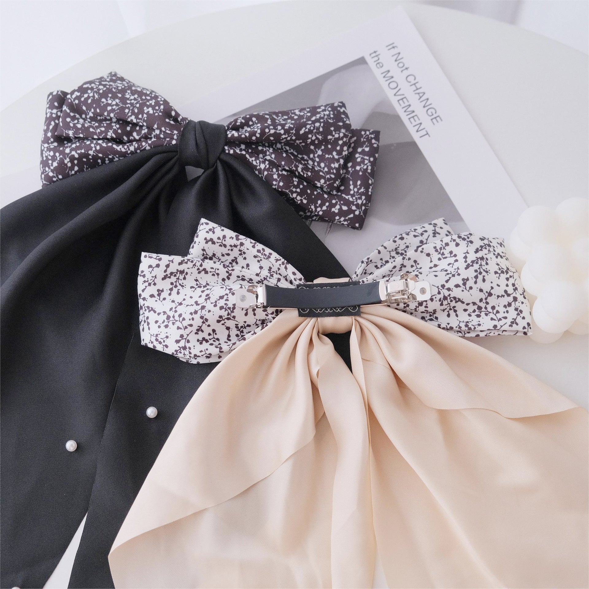 Retro Floral Pearl Bow Hair Clip