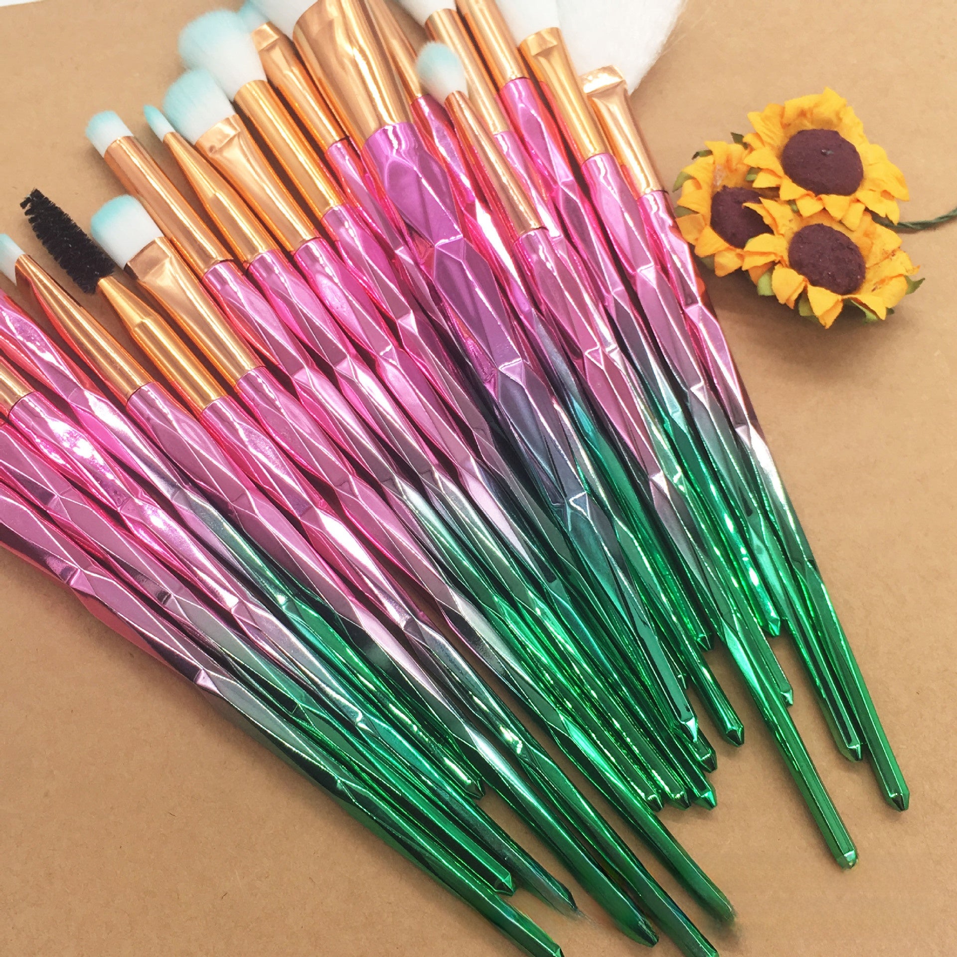 Diamond handle soft makeup brush set