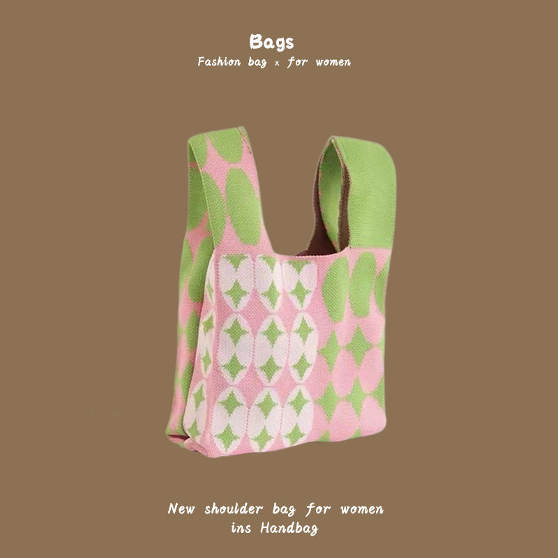 Women's Knitted Wool Bucket Bag