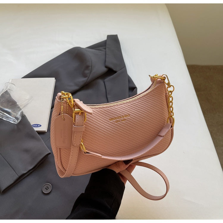 Single-shoulder crossbody bag under the arm