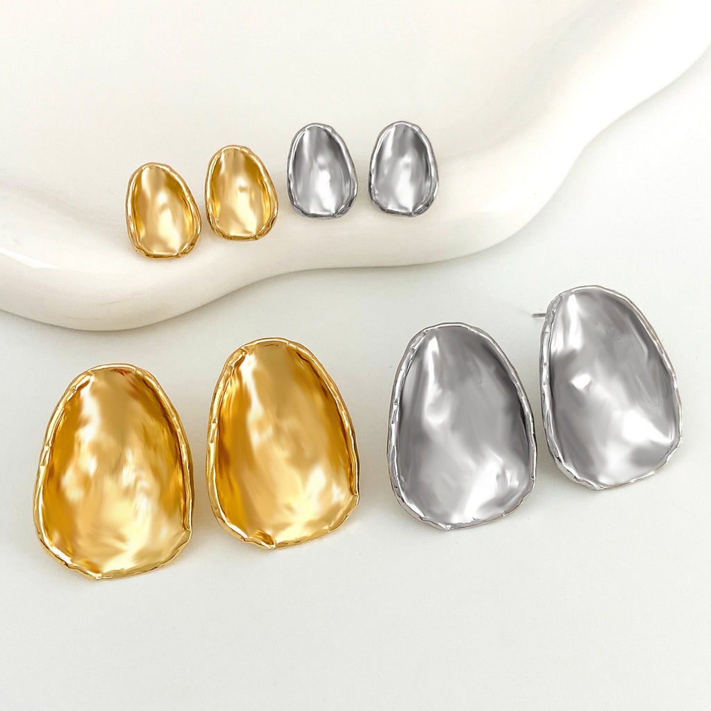 Pleated Geometric Glossing Earrings Women&#039;s Light Luxury High-end Earrings Exaggerated Personality