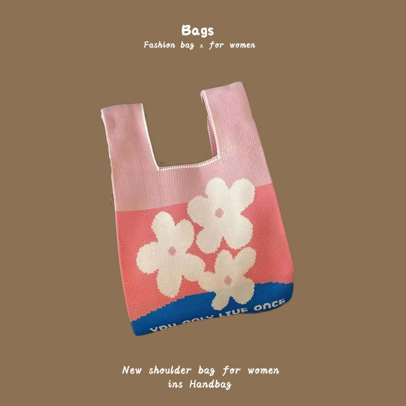 Women's Knitted Wool Bucket Bag