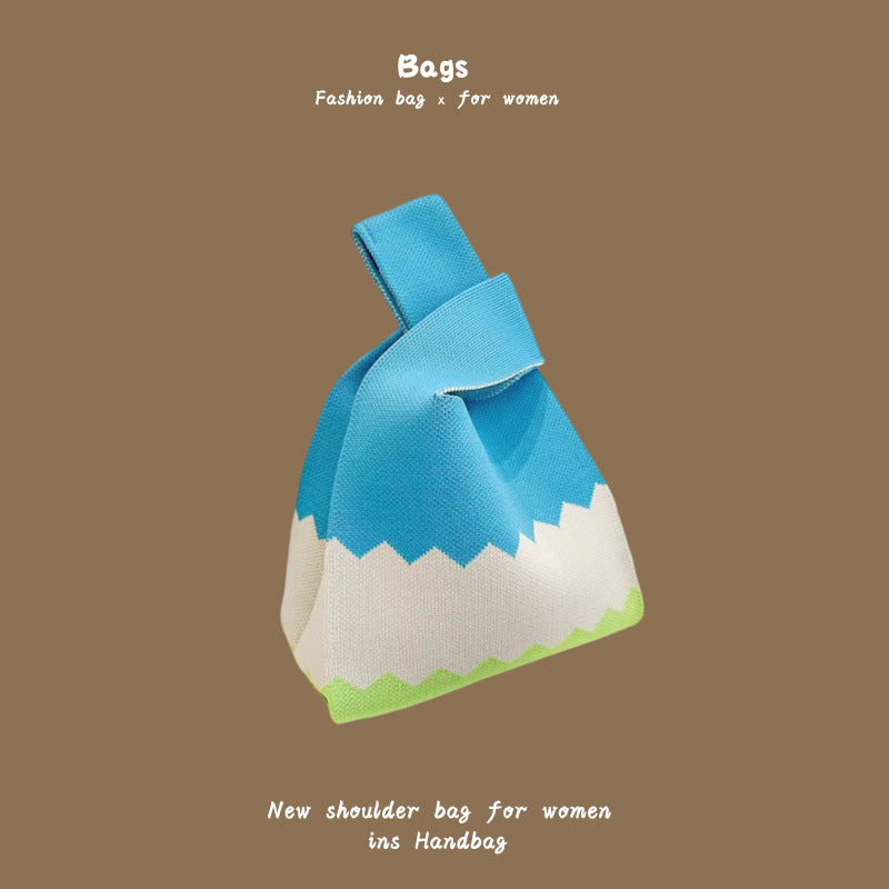 Women's Knitted Wool Bucket Bag